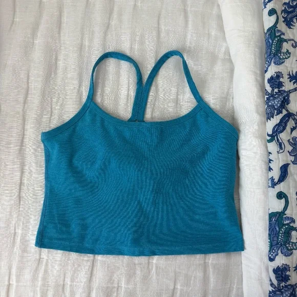Bundle of Beyond Yoga Tanks - Picture 5 of 8